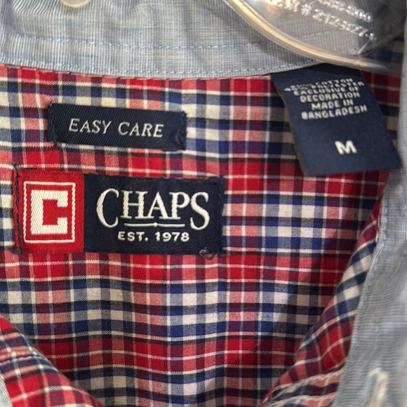 Chaps Men’s Easy Care Short Sleeve Button Down shirt - Size M - Picture 3 of 3